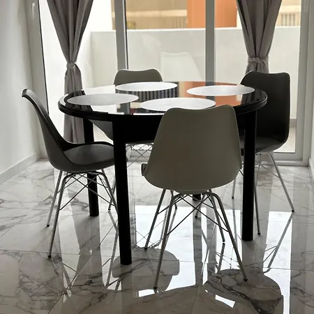 Luxury Lemi * Split